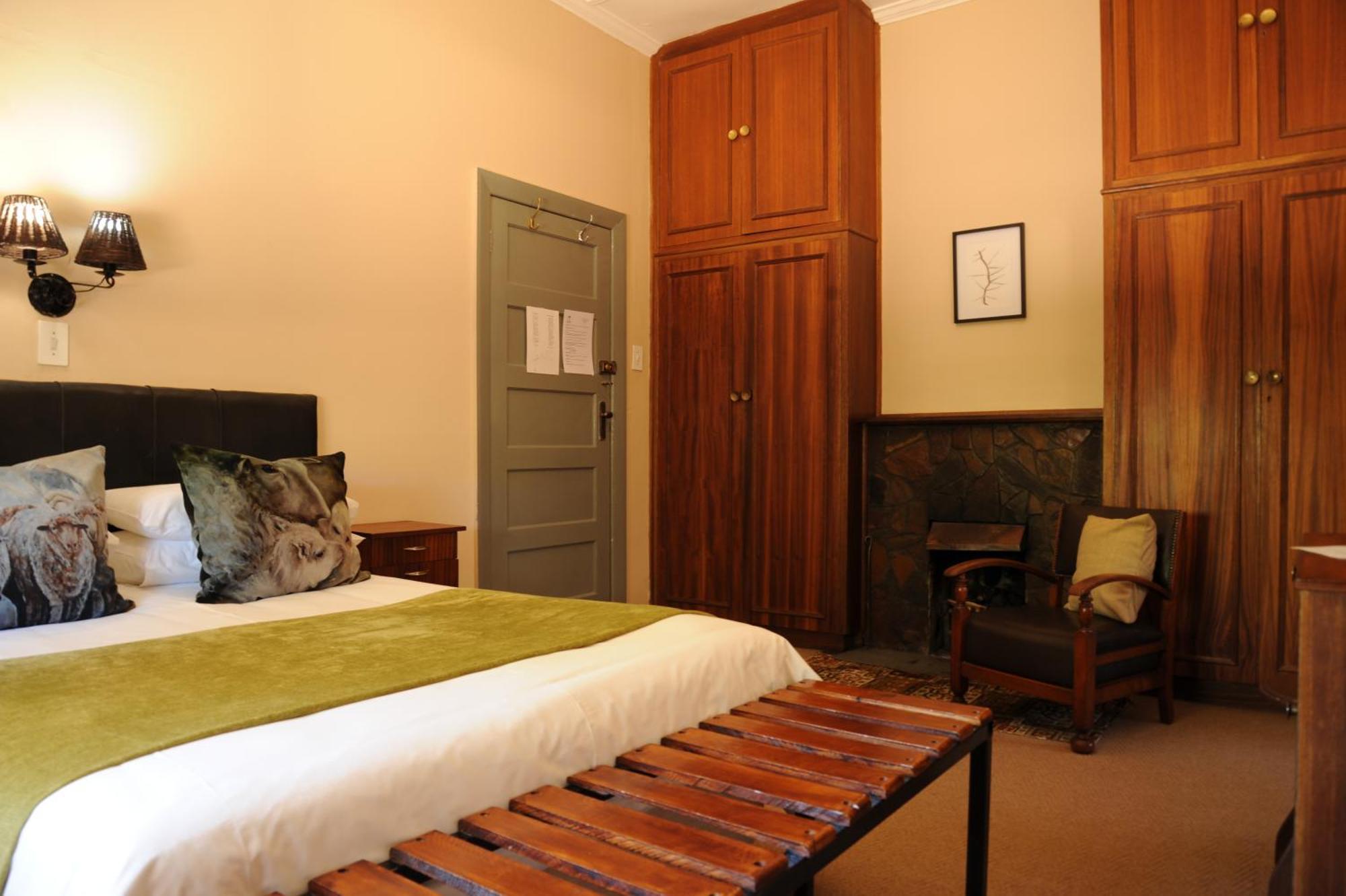 Melton Wold Guest Farm